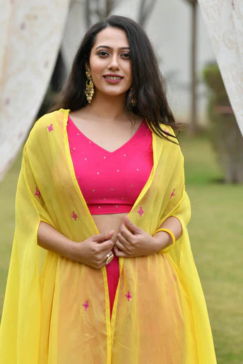 6 Ways You Can Rock Ethnic Co-Ord Sets As Partywear 6 Ways You Can Rock Ethnic Co-Ord Sets As Partywear