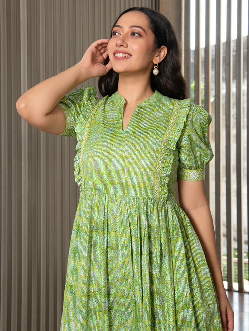 MULMUL GREEN FLORAL JAAL BLOCK PRINTED DRESS MULMUL GREEN FLORAL JAAL BLOCK PRINTED DRESS