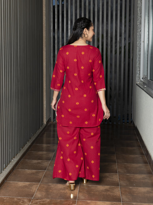 AAHELI EKTHA YARN DYED COTTON KURTA & PANTS SET AAHELI EKTHA YARN DYED COTTON KURTA & PANTS SET
