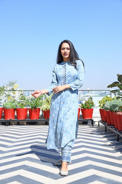 AAHELI GREY PRINTED HANDWORK KURTA WITH PANT SET AAHELI GREY PRINTED HANDWORK KURTA WITH PANT SET