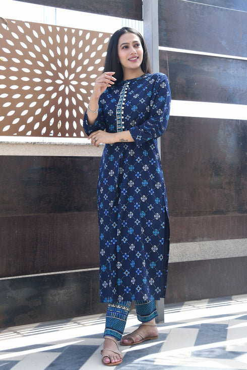 AAHELI BLUE PRINTED HANDWORK KURTA WITH PANT SET AAHELI BLUE PRINTED HANDWORK KURTA WITH PANT SET