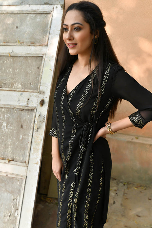 MULMUL CIARA BLACK SEQUIN ANGRAKHA KURTA SET MULMUL CIARA BLACK SEQUIN ANGRAKHA KURTA SET