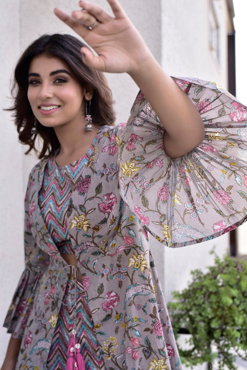 AAHELI ADRITI TOP-PLAZZO & JACKET SET AAHELI ADRITI TOP-PLAZZO & JACKET SET