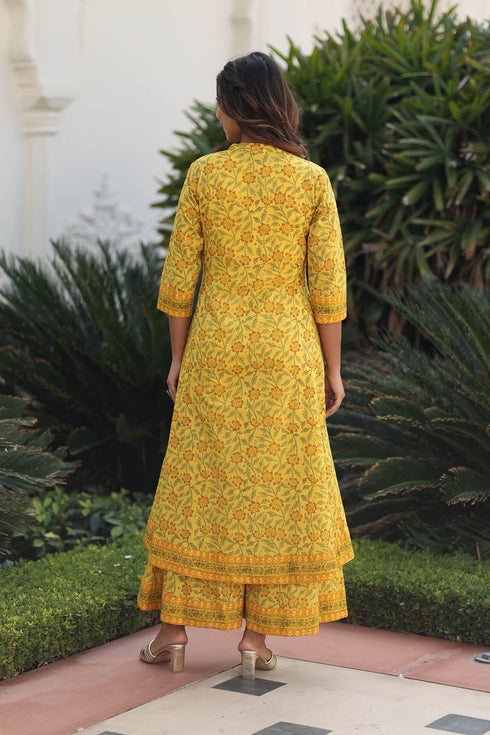 MULMUL USHARVI FLORAL JAAL BLOCK PRINTED TOP-PANELED PLAZZO & SHRUG SET MULMUL USHARVI FLORAL JAAL BLOCK PRINTED TOP-PANELED PLAZZO & SHRUG SET