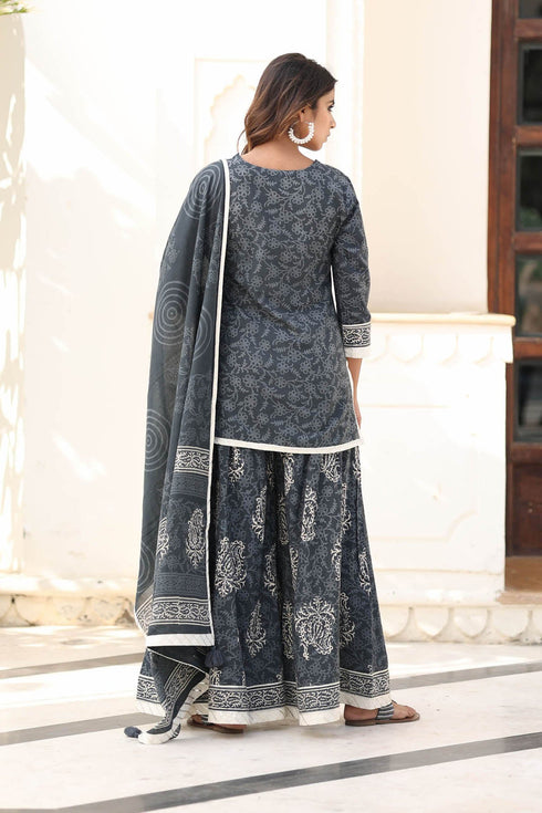 MULMUL CHESHTA BLOCK PRINTED KURTI-FLARED PLAZZO & DUPATTA SET MULMUL CHESHTA BLOCK PRINTED KURTI-FLARED PLAZZO & DUPATTA SET