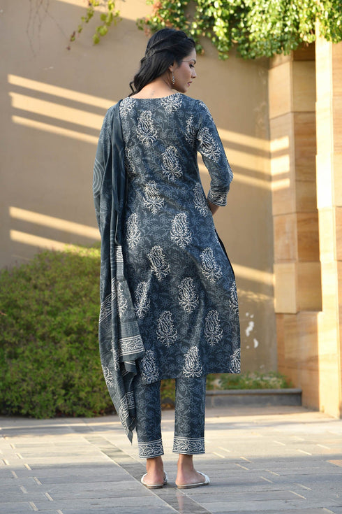 MULMUL IDHIKA BLOCK PRINTED KURTA-PANTS & DUPATTA SET MULMUL IDHIKA BLOCK PRINTED KURTA-PANTS & DUPATTA SET