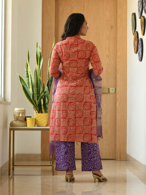 MULMUL BRINDA BLOCK PRINTED KURTA-PANTS & DUPATTA SET MULMUL BRINDA BLOCK PRINTED KURTA-PANTS & DUPATTA SET