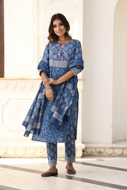 MULMUL YAHVI BLUE BLOCK PRINTED KURTA-PANTS & DUPATTA SET MULMUL YAHVI BLUE BLOCK PRINTED KURTA-PANTS & DUPATTA SET