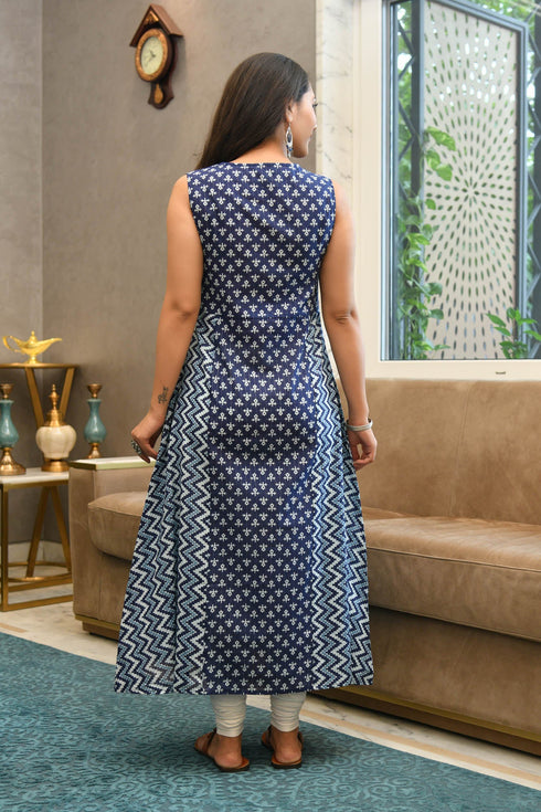 AAHELI ANVIKA PRINTED A-LINE KURTA AAHELI ANVIKA PRINTED A-LINE KURTA