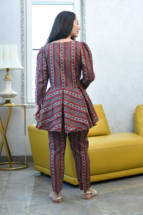 AAHELI SHANAYA TOP-PANTS & BLAZER SET AAHELI SHANAYA TOP-PANTS & BLAZER SET