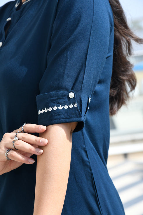 AAHELI SAPPHIRE KURTA & SHARARA SET AAHELI SAPPHIRE KURTA & SHARARA SET