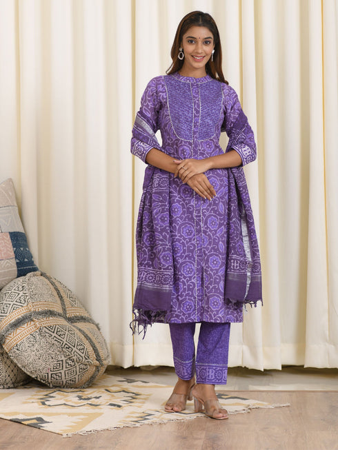 MULMUL AARYA BLOCK PRINTED KURTA-PANTS & DUPATTA SET MULMUL AARYA BLOCK PRINTED KURTA-PANTS & DUPATTA SET