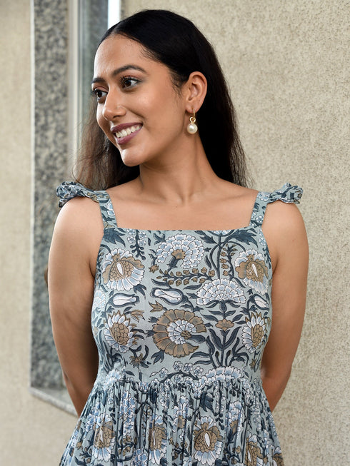 MULMUL RISHA JAAL BLOCK PRINTED TIERED DRESS MULMUL RISHA JAAL BLOCK PRINTED TIERED DRESS