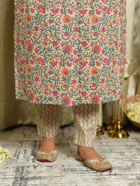 MULMUL MEHRANG BLOCK PRINTED KURTA & PANT SET MULMUL MEHRANG BLOCK PRINTED KURTA & PANT SET