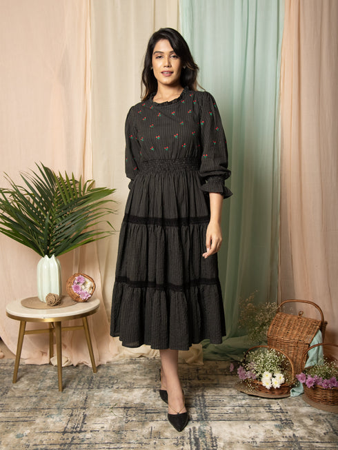 AAHELI RADIANT MEADOWS BLACK COTTON KANTHA TIERED DRESS AAHELI RADIANT MEADOWS BLACK COTTON KANTHA TIERED DRESS