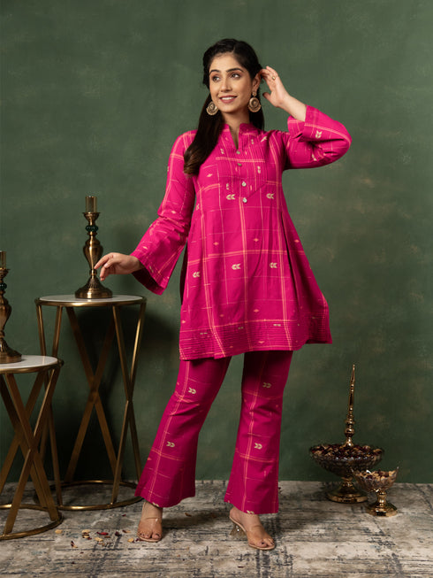 AAHELI AMARA A-LINE KURTA & BOOTCUT PANTS SET AAHELI AMARA A-LINE KURTA & BOOTCUT PANTS SET