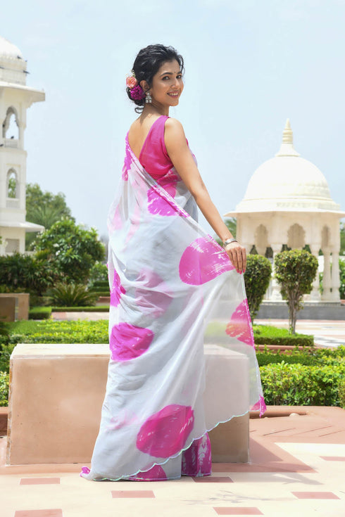 MULMUL ARISHA GREY-FUCHSIA BANDHANI CHIFFON SAREE MULMUL ARISHA GREY-FUCHSIA BANDHANI CHIFFON SAREE