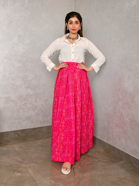 AAHELI LAASYA WHITE SHIRT & PRINTED BANDHANI SKIRT SET AAHELI LAASYA WHITE SHIRT & PRINTED BANDHANI SKIRT SET