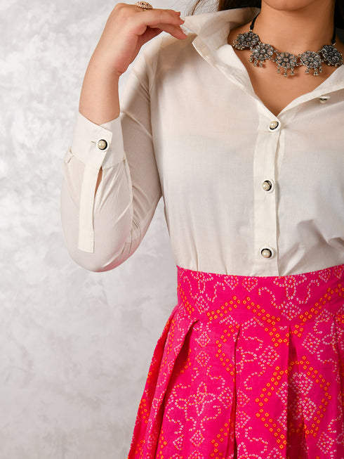 AAHELI LAASYA WHITE SHIRT & PRINTED BANDHANI SKIRT SET AAHELI LAASYA WHITE SHIRT & PRINTED BANDHANI SKIRT SET