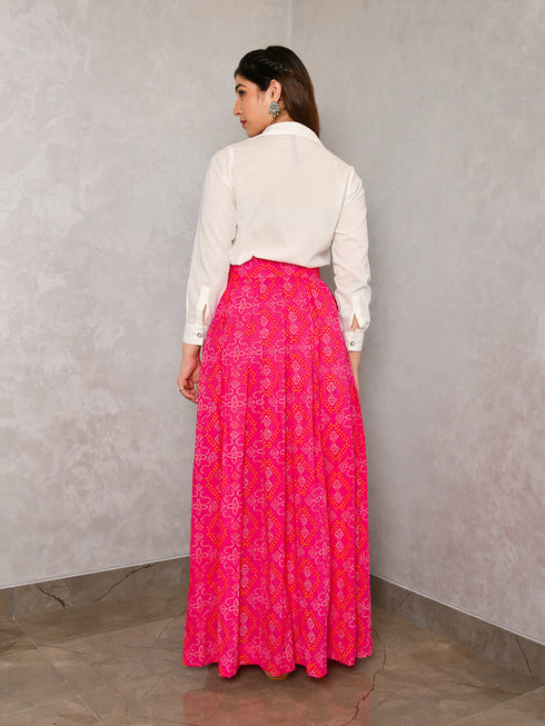 AAHELI LAASYA WHITE SHIRT & PRINTED BANDHANI SKIRT SET AAHELI LAASYA WHITE SHIRT & PRINTED BANDHANI SKIRT SET